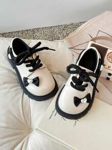 极简时尚心形、珍珠和蝴蝶结设计儿童平底鞋，适合春秋季节 - 米色 - 查看 3