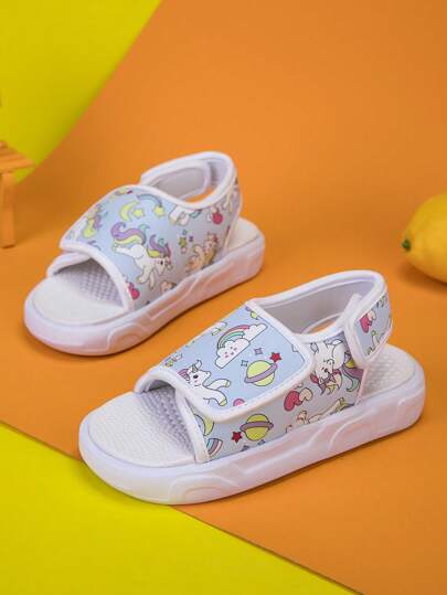 女孩夏季轻便透气时尚休闲运动凉鞋，跑步时尚