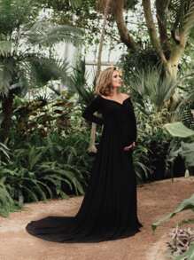 Maternity Open Shoulder V-Neck Long Sleeve Floor-Length Dress For Photography - Black - View 5