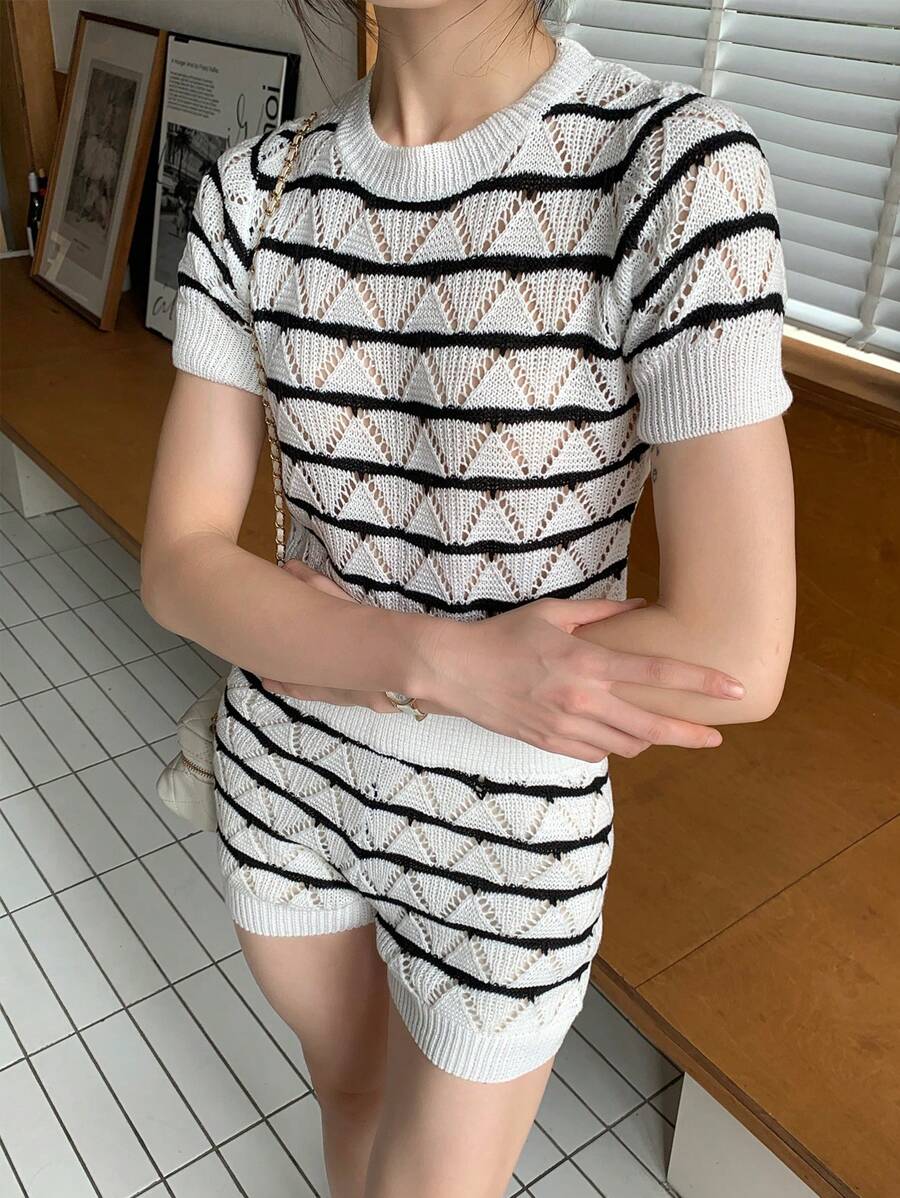 INAWLY 2pcs Women Summer Striped Crew Neck Short Sleeve Cropped Knit Top And Shorts Set - Black and White - View 1