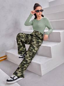 SHEIN Ensemble sport casual 2 pièces : top à manches longues froncé à rayures moelleuses et pantalon large de camouflage pour adolescentes