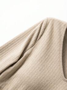 SHEIN BASICS 休闲纯色 V 领长袖加垫修身女式 T 恤 - 卡其色 - 查看 8