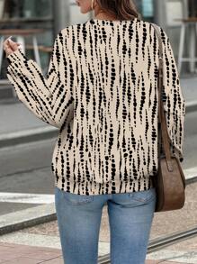 SHEIN LUNE 女士休闲线条印花图案圆领宽松长袖套头运动衫，适合秋冬季 - 彩色 - 查看 2