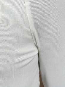 SHEIN 2 件 Tween 女童休闲复古花卉装饰圆领修身罗纹针织 T 恤，黑色和白色 - 黑與白 - 查看 9