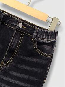 SHEIN Tween Boy 休闲复古破洞牛仔装，百搭百搭街头风格套装，舒适的 2024 年新品，适合日常穿着