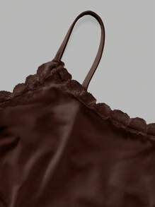 SHEIN EZwear 2 件套女士纯色蕾丝褶皱吊带背心和短裤套装