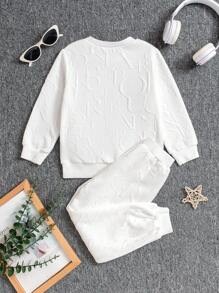 SHEIN 2pcs/Set Young Girl Girls Winter Padded Letter Graphic Set, The All-Over Letter Graphic Adds Layering And Visual Impact, Minimalist Yet Fashionable