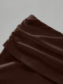 SHEIN EZwear 2 件套女士纯色蕾丝褶皱吊带背心和短裤套装