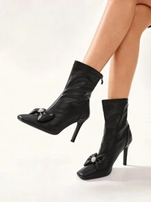 CUCCOO CHICEST 方头细高跟鞋复古设计蝴蝶结短靴搭配连衣裙，新款女式踝靴配后拉链秋季 - 黑色 - 查看 1