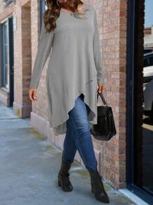 Plus Size Solid Color Long Asymmetrical Hem Crew Neck Long Sleeve T-Shirt