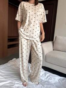 DAZY 2pcs Women Bow Allover Print Short Sleeve T-Shirt And Pants Casual Pajama Set