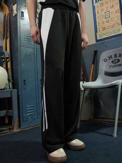 Manfinity Sport Corelite Boyfriend Style Men's Solid Color Patchwork Printed Simple Sports Pants, Casual Daily Wear Gym Clothe Hiking Outfit Cropped Undershirt Sweat Pants