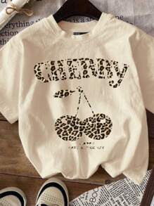 SHEIN EZwear 大码休闲简约豹纹樱桃图案圆领短袖 T 恤，大码，适合夏季 - 杏色 - 查看 3