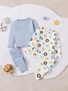 SHEIN 4 件装男婴紧身白色和蓝色可爱卡通动物印花纯色圆领长袖插肩上衣和紧身裤柔软、温暖、舒适的睡衣套装，适合秋冬季 - 藍白色 - 查看 2