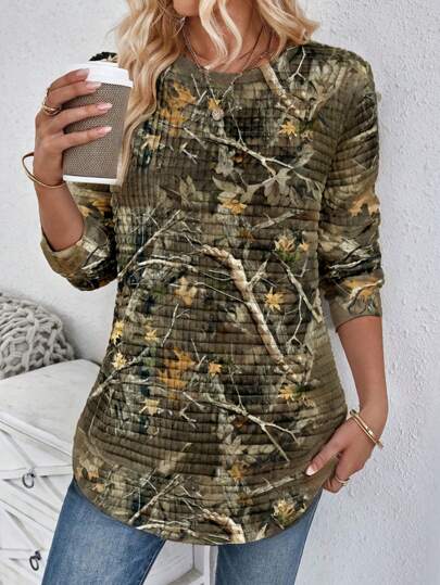 SHEIN LUNE Women's Autumn/Winter Leaf Print Round Neck Plaid Casual White Soft Sweatshirt With Arched Hemline And Side Slit Design