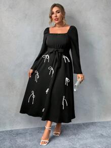 Franclia Plus-size vierkante hals pofmouw strik korte jurk