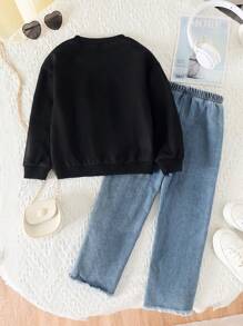 SHEIN 2pcs Young Girl Fashion Elegant Bowknot & Letter Print Round Neck Loose Drop Shoulder Sweatshirt And Elastic Waist Straight Leg Denim Pants Autumn/Winter Set - Black - View 2