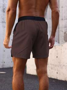 Manfinity Running 男友风男士纯色拼接前系带休闲运动短裤 - 咖啡棕 - 查看 2