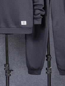 SHEIN Leap Crew 2 件青少年男孩休闲多穿舒适连帽纯色上衣和裤子套装，适合派对、学校、郊游，羊毛衬里，加厚，适合秋冬季 - 深灰色 - 查看 5