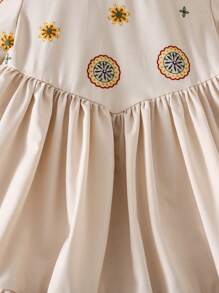 SHEIN 1 件女童可爱印花弹力长袖连衣裙 - 杏色 - 查看 6