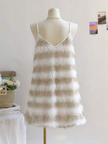 Soleia Kvinnors semester Khaki & Ljus Aprikos Randig Tofs V-ringad Spaghetti Strap A-Line Mini Festklänning, Höst/Vinter - Multifärgad - Visa 2