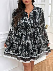 SHEIN Frenchy فستان قصير مطبوع بخصر محشور لسيدات البدناء ، فستان أنيق طويل الأكمام باللون الأسود - متعدد الألوان - مشاهدة 4