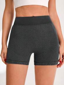 Schwarze matte nahtlose Sport-Shorts mit breitem Bund
