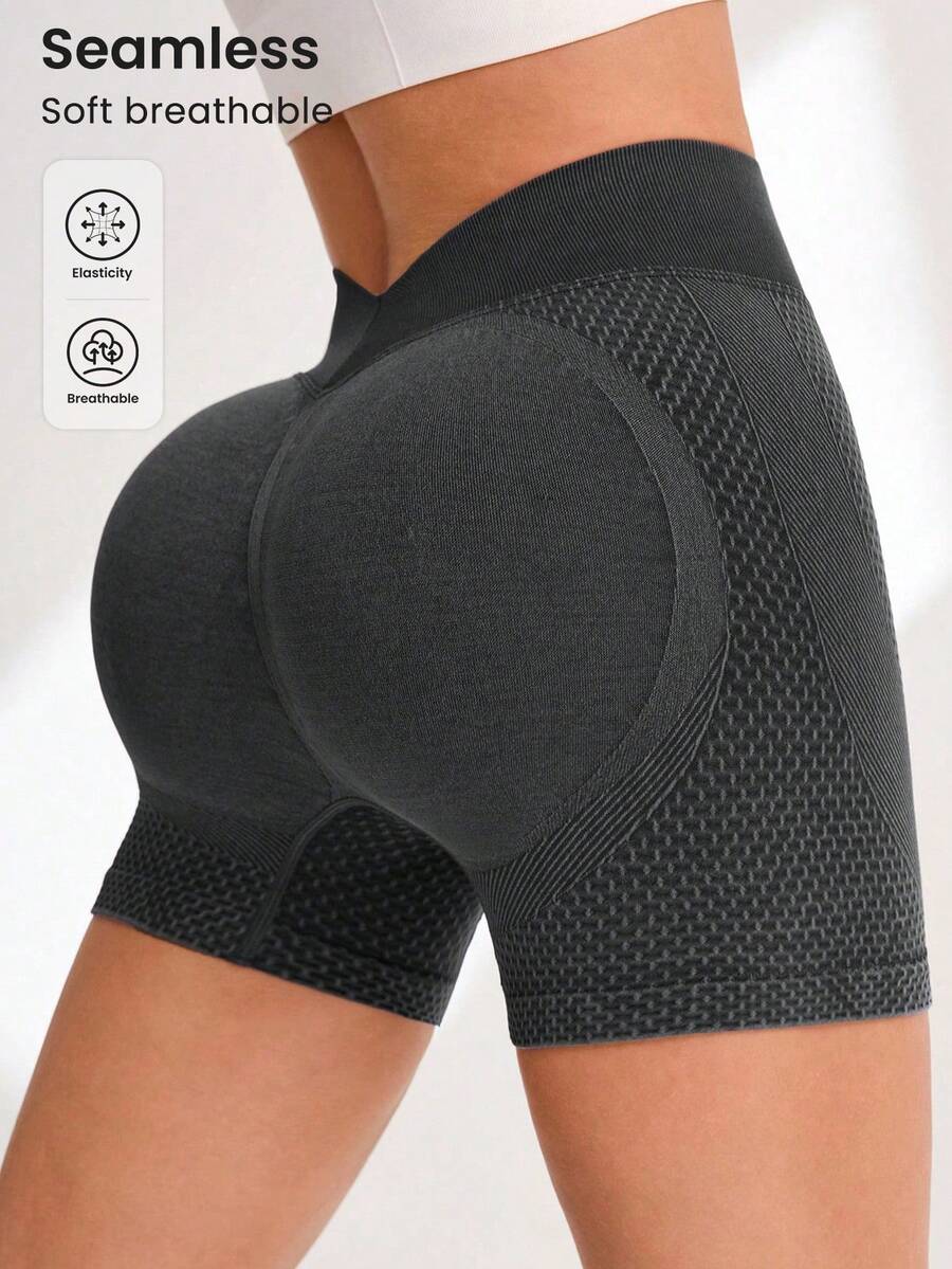 Schwarze matte nahtlose Sport-Shorts mit breitem Bund