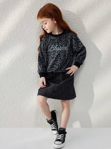 Blossori Áo nỉ dệt kim tay dài dáng rộng phong cách Pháp thanh lịch màu xám đậm thêu họa tiết da báo cho bé gái, thiết kế Giáng sinh cổ điển - Xám - Xem 4