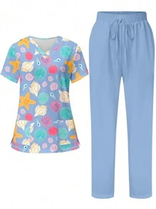 PopScrub 简约彩色贝壳印花 V 领短袖口袋护理制服上衣，带侧开衩和裤子，医疗保健手术套装 - 藍色 - 查看 3