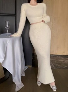 DAZY 2pcs Women Elegant Minimalist Solid Color Bodycon Long Sleeve Sweater And Skirt Suit Set, Autumn/Winter,Fall Women Clothes - White - View 1