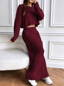 Chiquease Setelan Sweater Rajut Tebal Leher Bulat Ukuran Besar + Rok Maxi Model A-Line untuk Musim Gugur dan Musim Dingin untuk Wanita - Burgundy - View 3