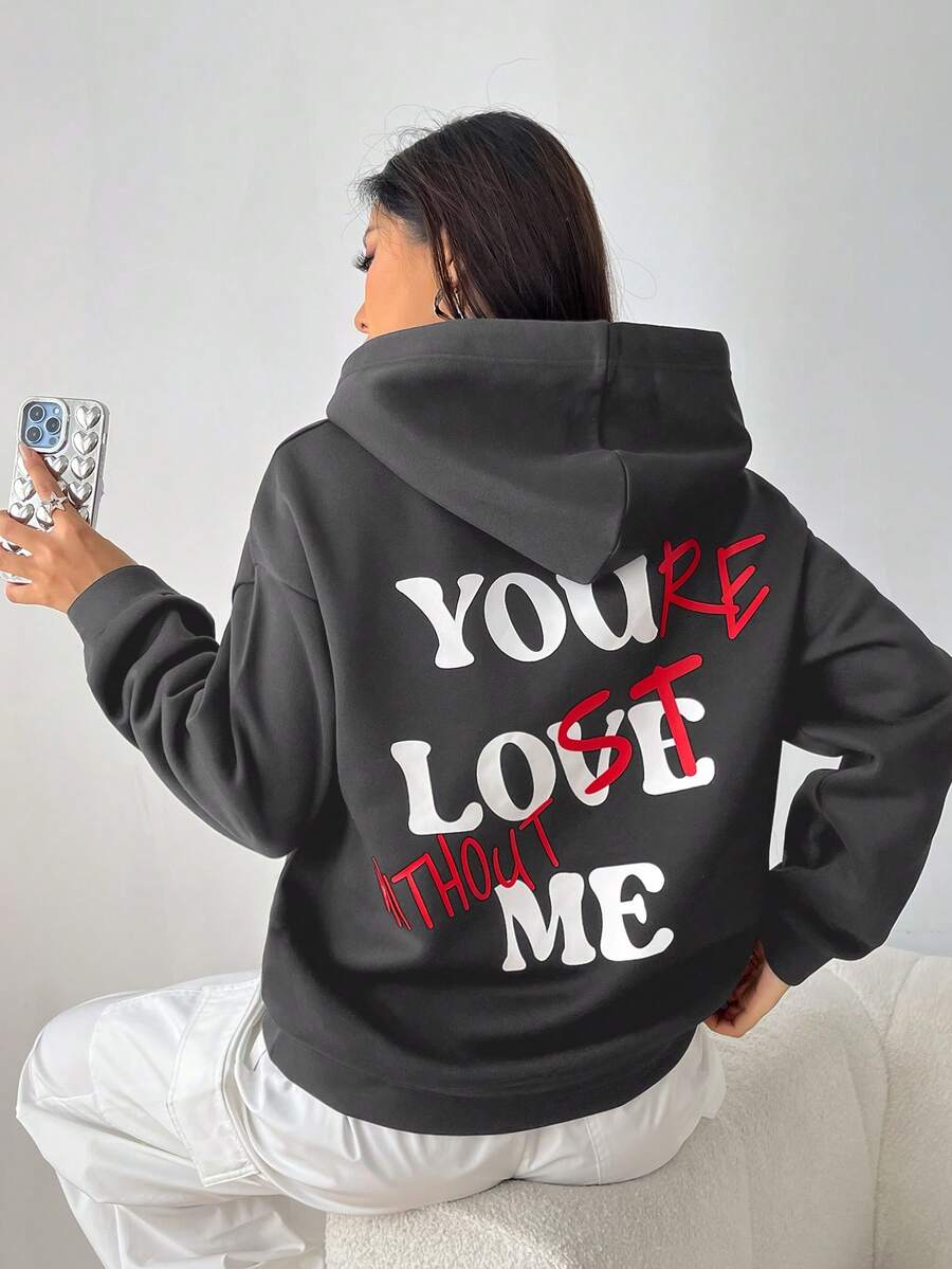 Muchica Áo hoodie hở vai họa tiết khẩu hiệu mùa xuân - Màu xám đen - Xem 1