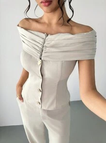SHEIN Essnce Bộ vest trang trí khóa kim loại hở vai xếp ly mùa thu cho nữ, phong cách đi làm hàng ngày, quần âu màu tự nhiên, bộ trang phục nữ thần Hy Lạp, bộ đồ vest, quần dài, quần áo mùa thu cho nữ, áo dài, quần áo mùa đông cho nữ - Màu be - Xem 1