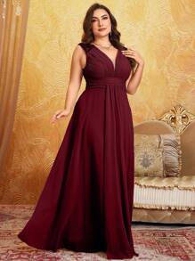 Plus Size V-Neckline Dress With Shoulder Design, Elegant And Minimalistic High-End Embroidered Tulle And Pleated Maxi Evening Gown Bridesmaid Dress, Birthday Women Outfits, Graduation Dress, Formal Dress - Màu Đỏ Sâu - Xem 4