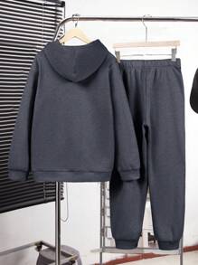 SHEIN Leap Crew 2 件青少年男孩休闲多穿舒适连帽纯色上衣和裤子套装，适合派对、学校、郊游，羊毛衬里，加厚，适合秋冬季 - 深灰色 - 查看 2