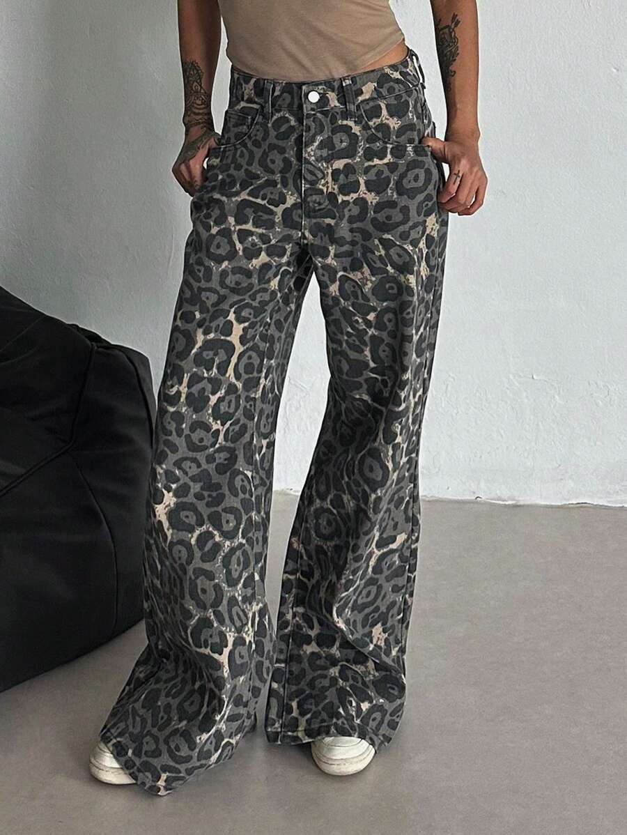 DAZY Women's Fashionable Versatile Leopard Print Flared Jeans, Spring/Autumn Cheetah Print - Grey - View 1