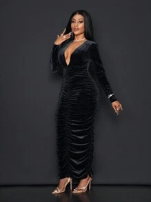 Slaydiva Elegant Party Green Deep V-Neck Ruched Long Sleeve Velvet Bodycon Dress - Black - View 6