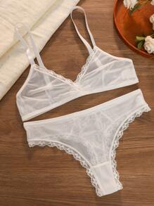 2pcs Women Lace Sheer Wireless Bra And Thong Panty Lingerie Set