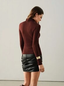 Anewsta 半透明长袖弹力圆领上衣 - 酒紅色 - 查看 2