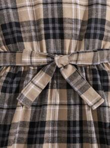 SHEIN 少女棕色格子荷叶袖系带衬衫领连衣裙/返校季校园纹理连衣裙，腰部系带撞色设计，适合冬季、假日、新年、复古、圣诞节、新年等场合。 - 卡其色 - 查看 5