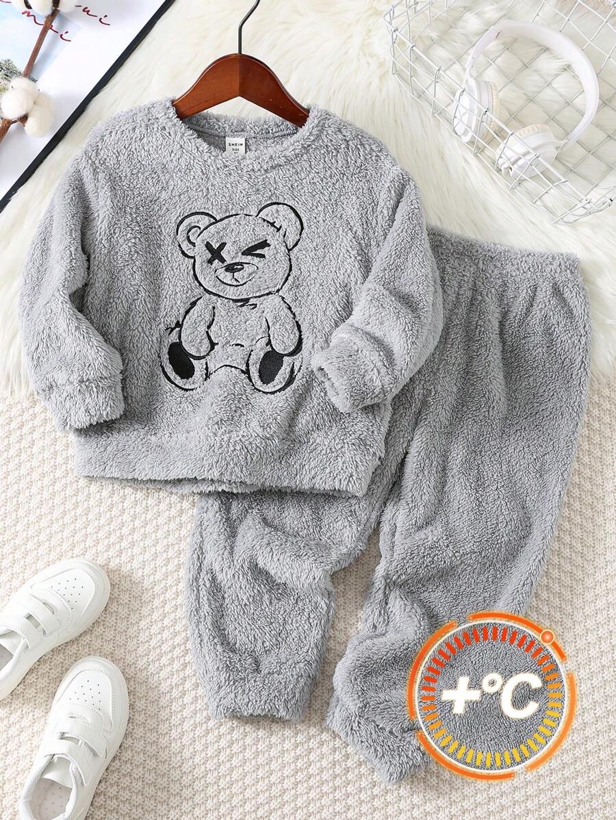 SHEIN Bộ đồ ngủ vải nỉ mềm mại và ấm áp cổ tròn dài tay thêu hình gấu cổ điển cho bé trai, mùa thu/đông - Xám - Xem 1