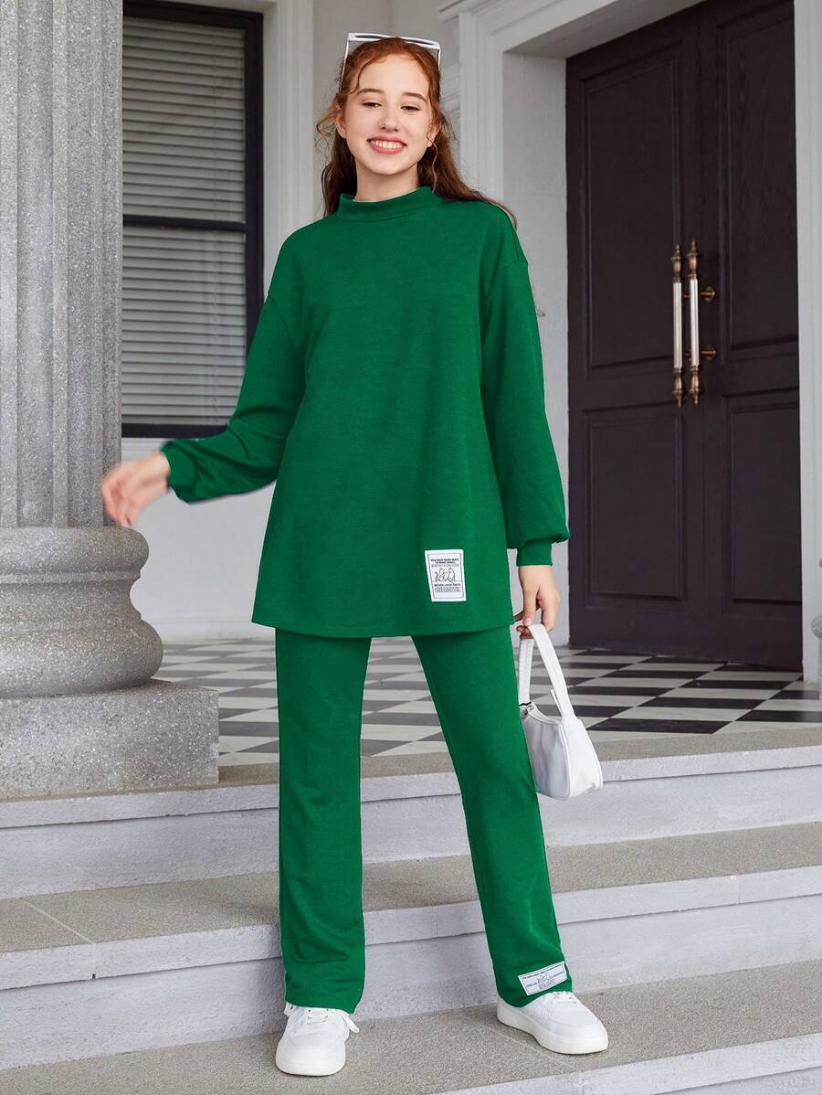 Bộ 2 áo thun tay dài cổ trễ vai trơn cho bé gái tuổi teen và quần dài - màu xanh lá - Xem 1