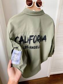 SHEIN قميص رياضي كاجوال للأطفال المراهقين محبوك سادة بياقة منسدلة وأكمام طويلة فضفاضة مع طبعة بأحرف جرافيتي، مناسب للذهاب إلى العمل والمدرسة والأنشطة اليومية العادية والعطلات والرياضة في فصول الربيع والصيف والخريف والشتاء