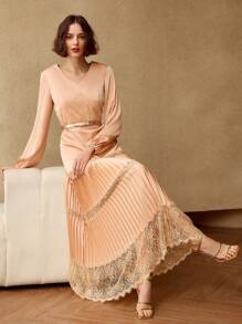 MOTF PREMIUM 纯色 V 领灯笼袖蕾丝嵌件褶皱下摆长裙（无腰带） - 香檳色 - 查看 4