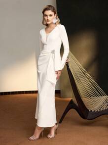 MOTF PREMIUM SOLID V-NECK RHINESTONE FLORAL WRAP RUCHED WAIST MERMAID HEM COCKTAIL DRESS - White - View 2