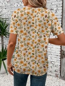 SHEIN LUNE Casual Floral Print Crew Neck Short Sleeve Loose Women T-Shirt, Suitable For Autumn - White - View 2