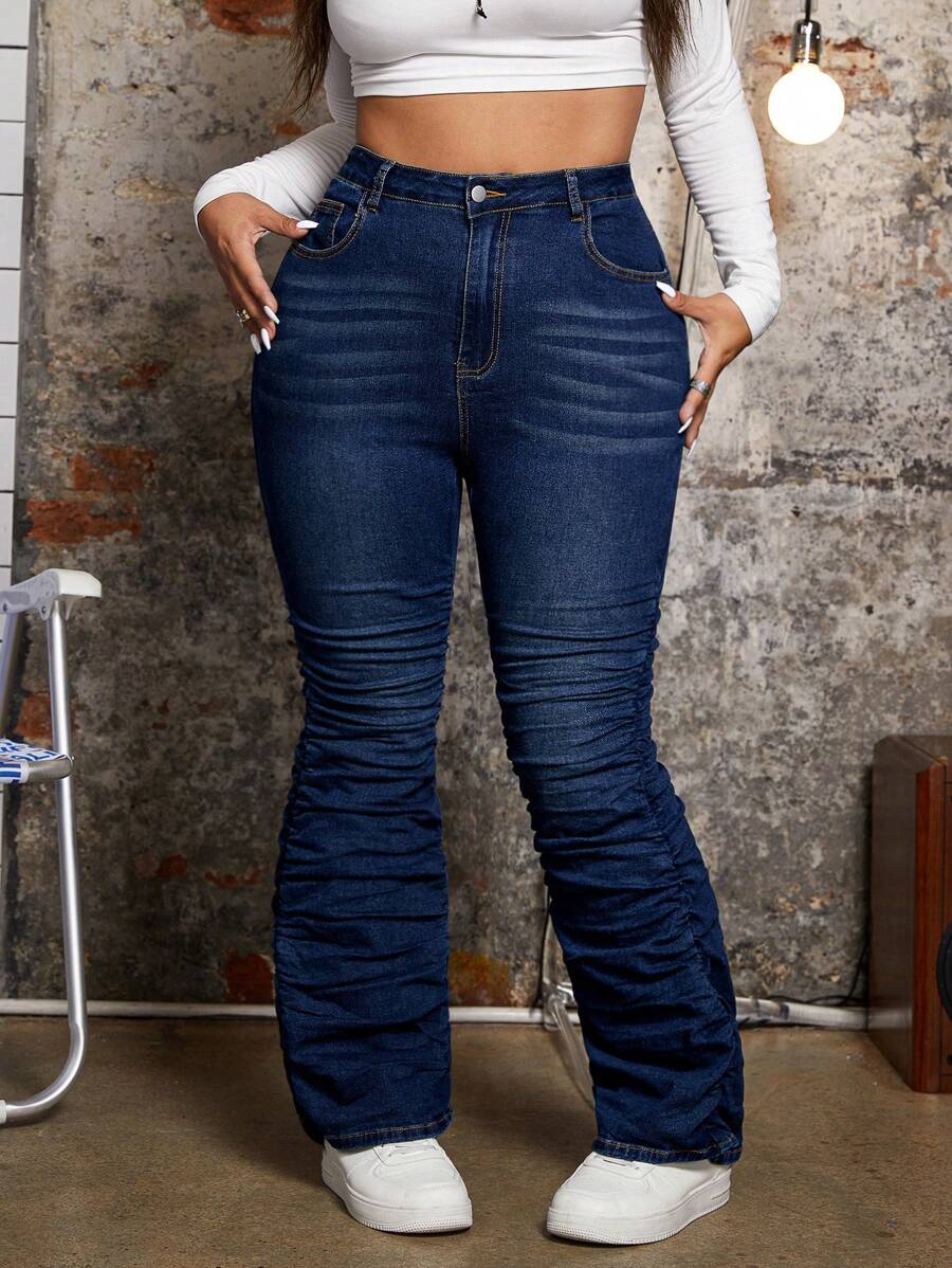 SHEIN ICON 大码女式口袋褶皱喇叭腿休闲百搭牛仔裤 - 藍色 - 查看 1