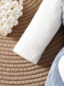 SHEIN Vintaside Kids Baby Girl Round Neck Solid Color Casual Long Sleeve Top And Heart Pattern Bowknot & Ruffle Trim Overalls Set - Blue - View 8