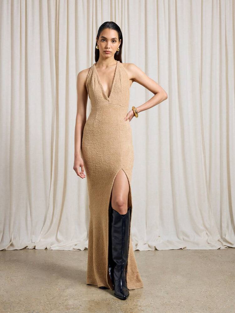 Elegant Plunge V-Neck Sleeveless Maxi Dress